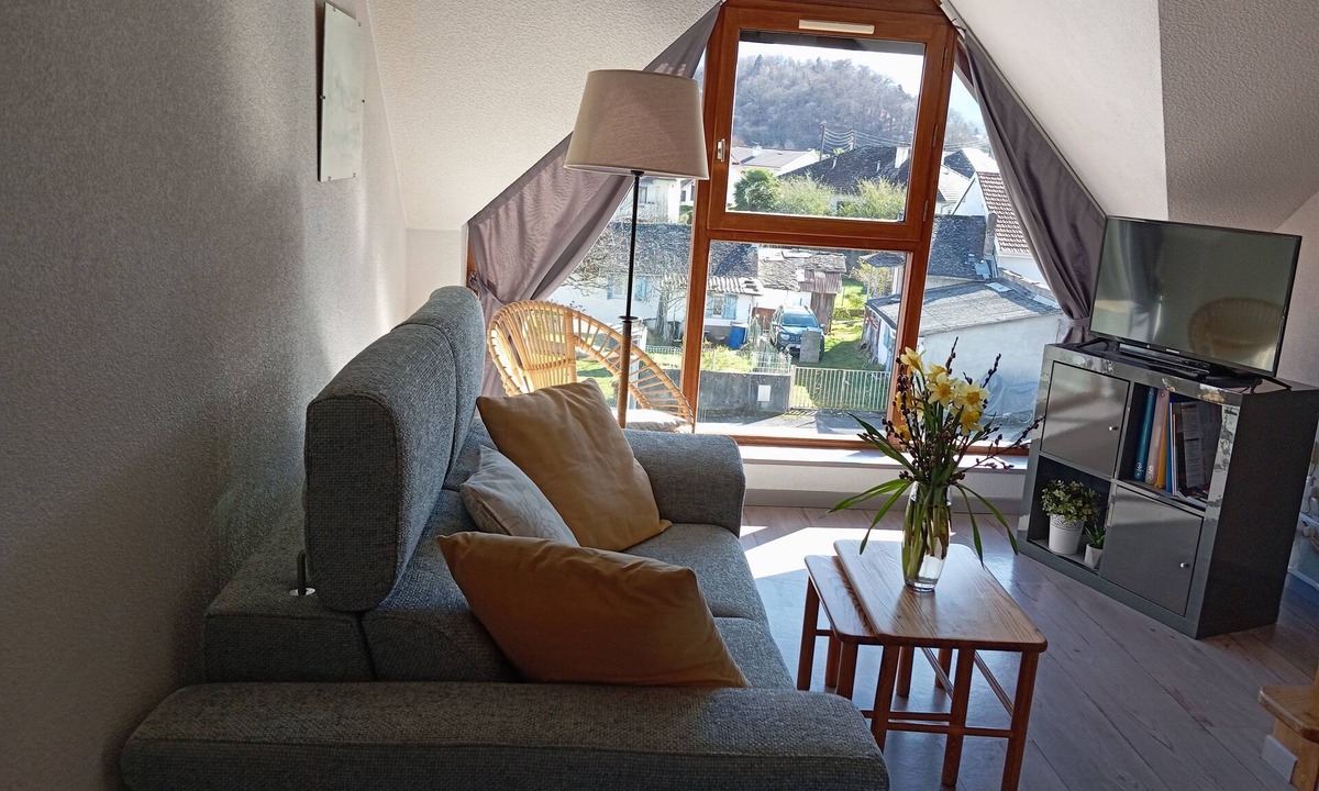 Argeles Gazost Apartment | COMFORTABLE 3-STAR APARTMENT NEAR THE SPA AND SHOPPING AREA, PANORAMIC VIEW, PRIVATE PARKING