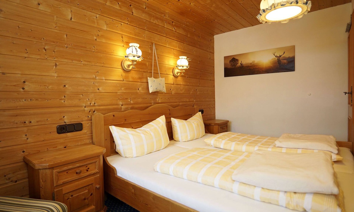 Ruhpolding Apartment | "Puppenstübchen" Vacation Rental, 53 square meters, with balcony, kitchen, and Wi-Fi
