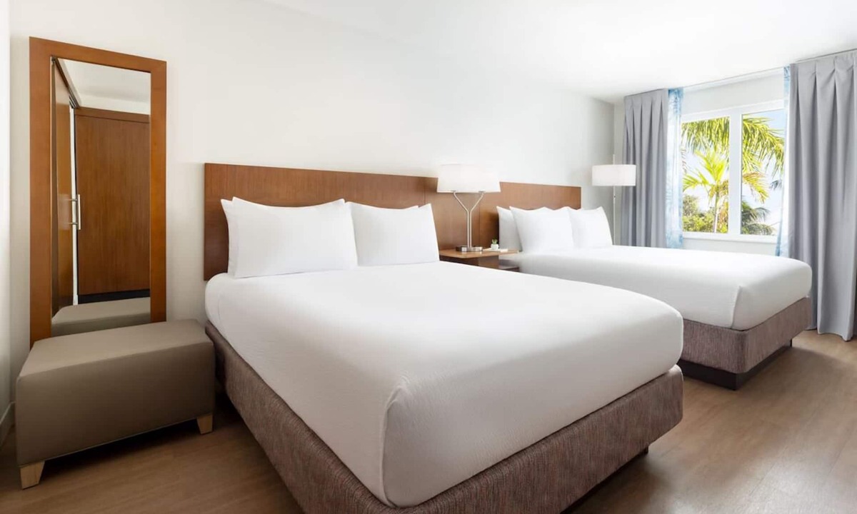 New Town Hotel | Relaxing Double Queen, Fairfield Inn, Breakfast Included, Near Downtown Key West