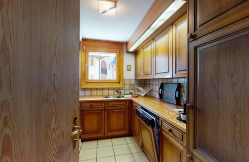 Sils-Maria Apartment | 4-room apartment on the 1st floor in the Seglias district, approx.