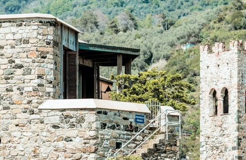 Borgo Antico Villa | A house like a boat – living the sea in the heart of Monterosso