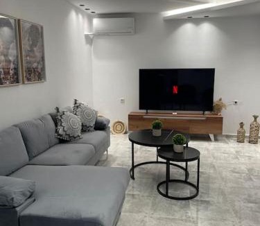 Kalithies Apartment | BeeHouse