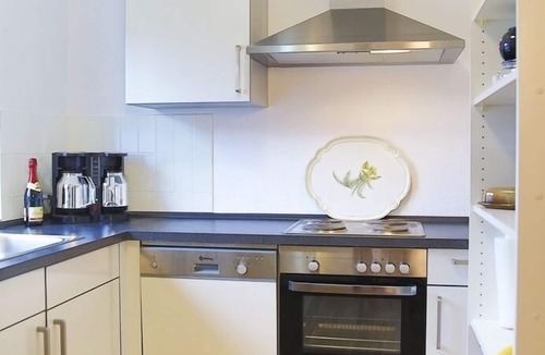Norddeich House | Exclusive and tastefully furnished apartment in a quiet location.(wireless Internet access)