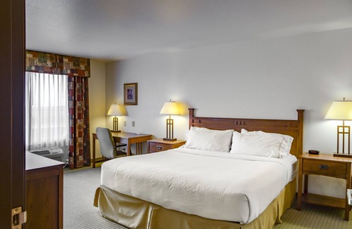 South Jacksonville Hotel | Holiday Inn Express Hotel & Suites Jacksonville by IHG