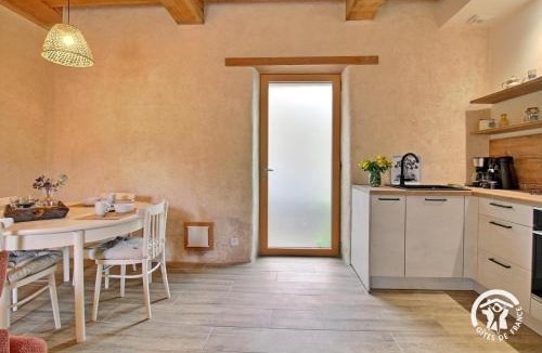 Langonnet House | Le nid d'hirondelle