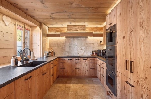 Zig Zag Ward Ski Chalet | Lux Heidi Chalet with Panoramic Views near Gstaad