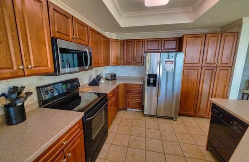 Orange Beach Apartment | Phoenix On The Bay Million Dollar View with Boat Slip