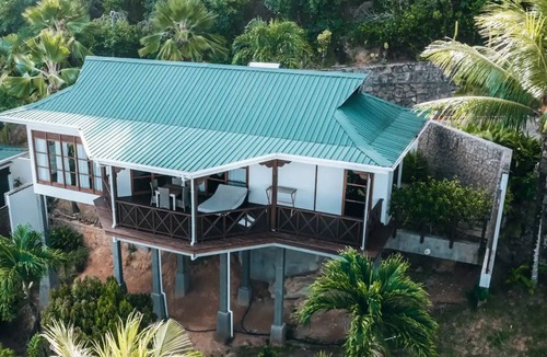 Port Glaud Villa | Private Ocean View Villa 7.