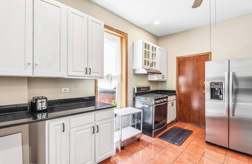 Near North Side House | Scott C.H.