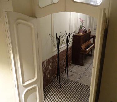 Ieper House | The Chamberlain