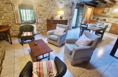 Botmeur House | Vacation Rental ⭐️⭐️⭐️. Authenticity in the Heart of the Monts d'Arrée - Finistère
