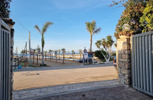 Sperlonga Villa | VILLA CECILIA BETWEEN LAKE AND SEA. SPECIAL OFFER IF YOU BOOK NOW !