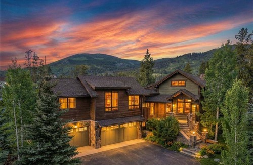 Keystone House | Whispering Pines🌲Luxury Keystone Retreat 🏔️ Hot Tub 🛁 Game Room ⛷️ 1 Mile to Lifts