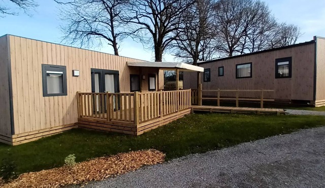 3-Room Lodge for 4 People in Pontivy