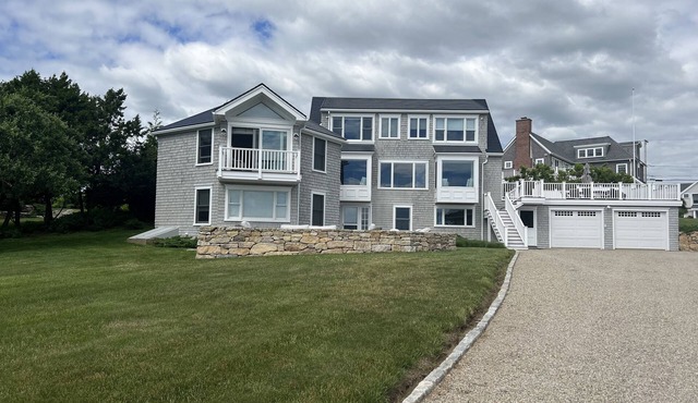 5 bedroom ocean and pond view home in Westport Harbor in Westport
