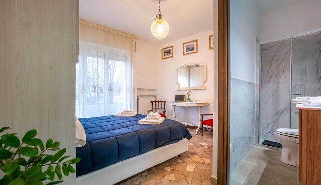 Achille 2BR/2BA Cozy Stay Near Venice in Venezia
