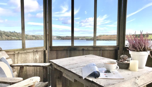 Adults-Only Waterfront Guest Suite | Stunning Harbour Views | Cozy Fireplace in Kinsale