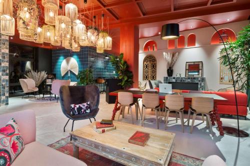 Aiden by Best Western Lorient Centre in Lorient