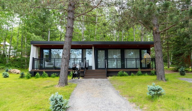 Algonquin's Edge Resort | Waterview 3 in South Algonquin