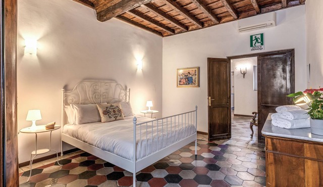 Apartment elegant and central Campo de 'Fiori with wifi in Roma