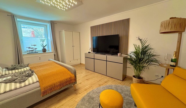 Apartment in the Beachhouse on Lake Goitzsche/2 min. to the beach, barbecue area in the garden in Bitterfeld-Wolfen