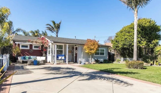 Beach Lovers Retreat in Santa Cruz