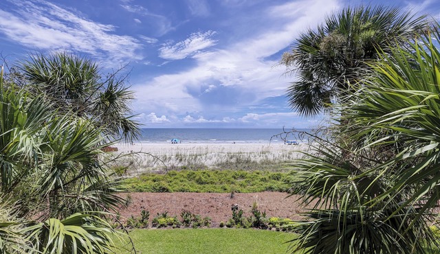 Beautiful Oceanfront Turtle Lane Villa in Sea Pines with Multiple Pools! in Hilton Head Island