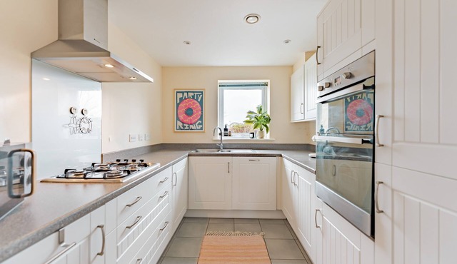 Cambourne Gem, Fast Wifi, Private Parking in Cambourne