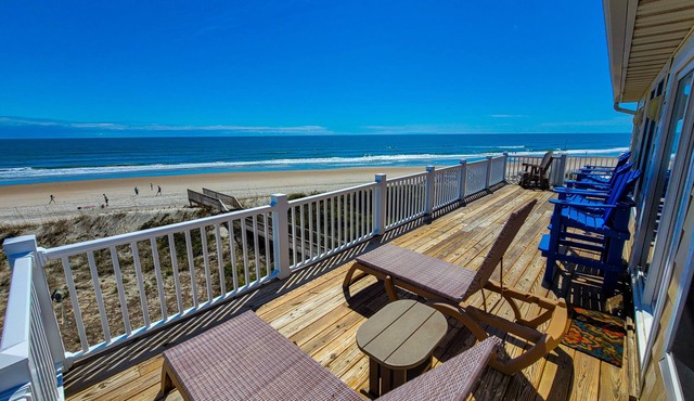 Captain’s Quarters: Views, Vibes & Comfort in Surf City