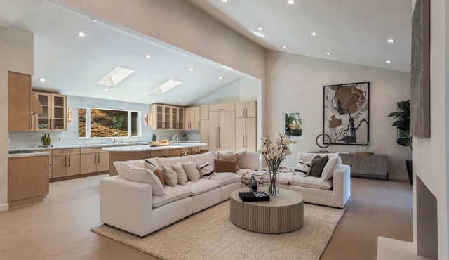 Casa Eleanora by Oraklus in Los Angeles