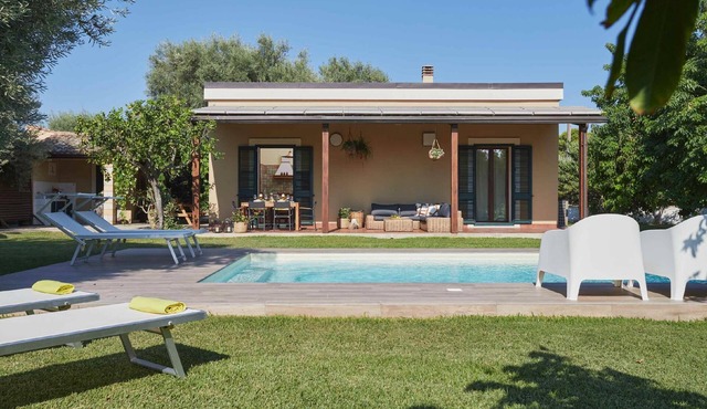 Casale della Pergola, eco-friendly, pool in Lido di Noto