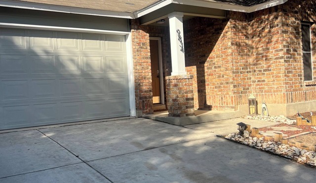 Charming 3-bedroom house with AC, WiFi in pleasant San Antonio in San Antonio
