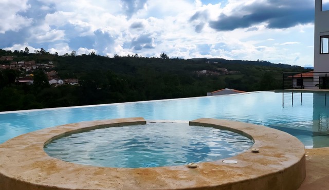 Charming 4-bedroom house with fitness room and WiFi in wonderful Curiti in Curiti