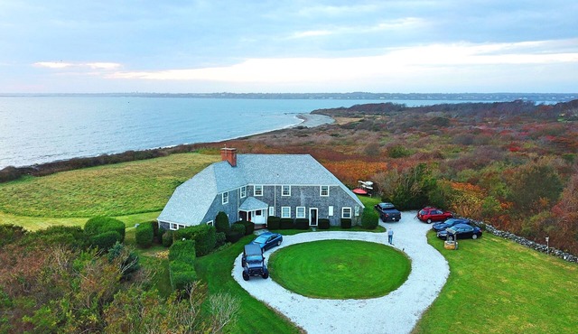 Classic Waterfront Rental: Summer, Fall or Winter! in Little Compton