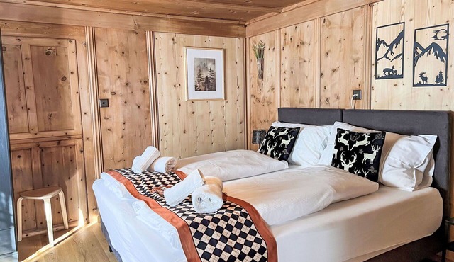 Cosy apartment for 4 people with WIFI, TV, balcony and pets allowed in Klosters Platz