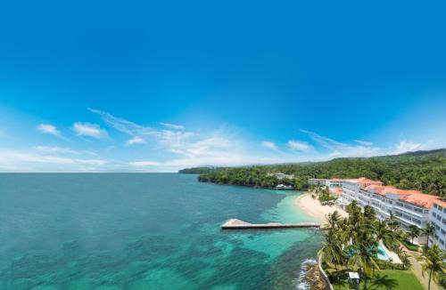 Couples Tower Isle in Ocho Rios