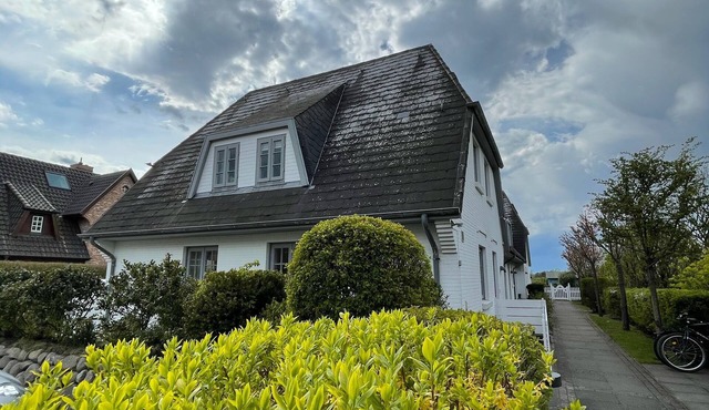 Cozy, bright maisonette apartment in the beautiful Frisian village of Keitum on Sylt ❤️ in Keitum