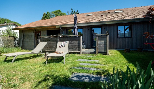 Duplex Cottage Between Lake and Mountains in the High Vosges in Saulxures-sur-Moselotte
