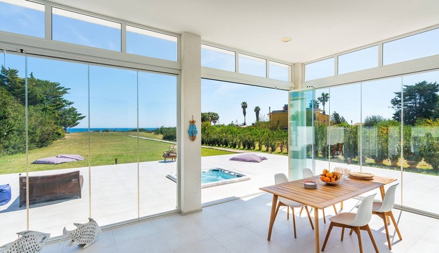 Exclusive beachfront villa with direct access to Avola beach - DiCasaInSicilia in Avola