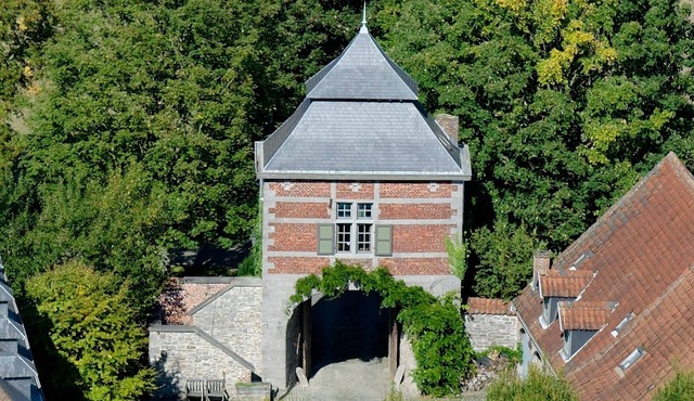 Experience a tower . in Seneffe