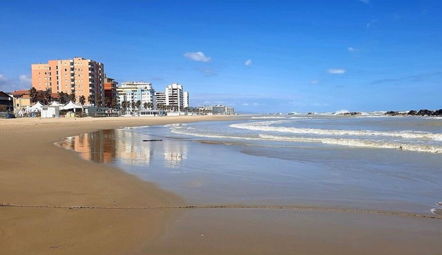 FRAC PALACE 50 meters from the Sea Apartment of 150 sqm brand new in Montesilvano