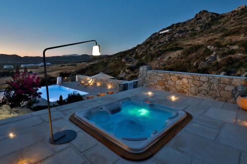 GAIA "well living house" in Plaka
