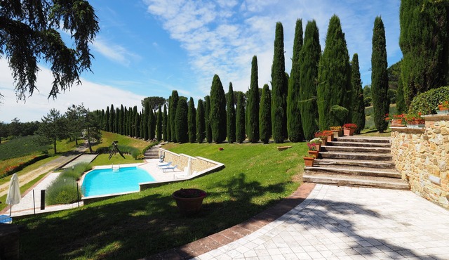 Glicine, romantic cottage with outdoor patio, on the hills of San Gimignano in San Gimignano