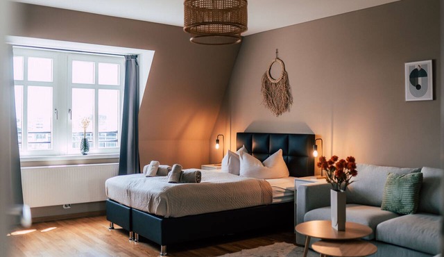 *Grand Rooftop* 4-room apartment with kitchen and terrace - Luga Homes - in Leipzig