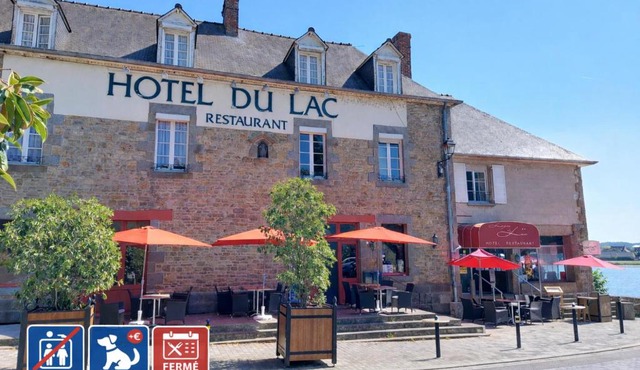 Hôtel Restaurant du Lac in Combourg