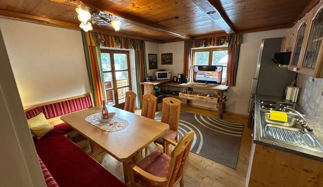 Landhaus Brunneck - Apartment with 3 rooms 7-9 pers. in Scheffau am Wilden Kaiser