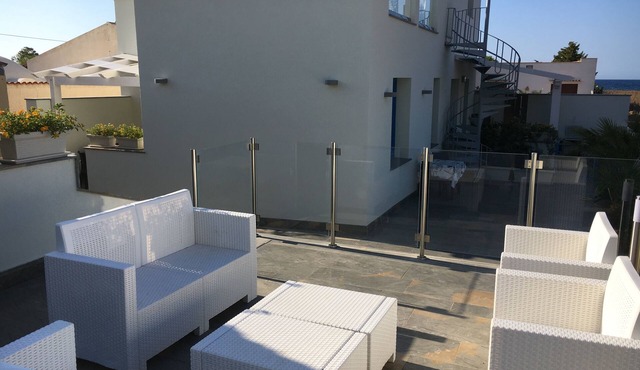 Lappanu Unit - a stone's throw from the sea - The Palm Houses in San Vito Lo Capo