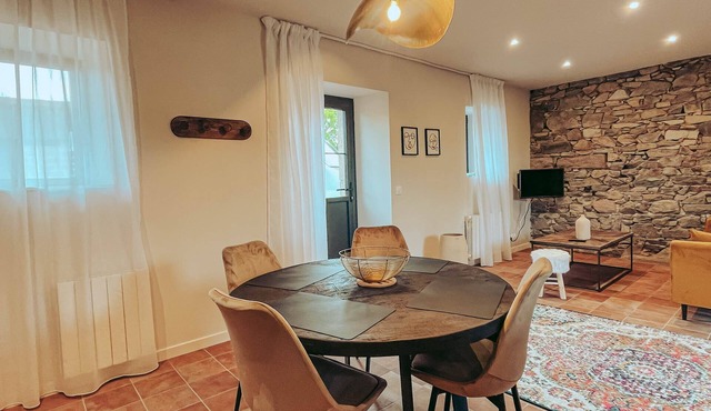 Le Lodge #2 with garden and pool access - Perros Guirec in Perros-Guirec