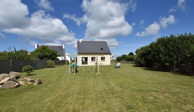 Luxurious Holiday Home in Plouhinec near Sea in Plouhinec