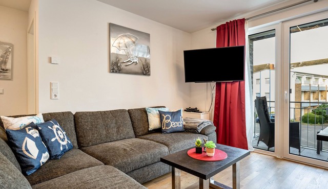 Modern Apartment "Moin am Meer", with Balcony & Wi-Fi; Garage Available in Scharbeutz